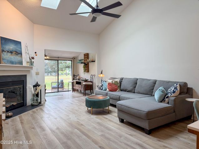 5932 Chester Street, Wilmington, NC 28405