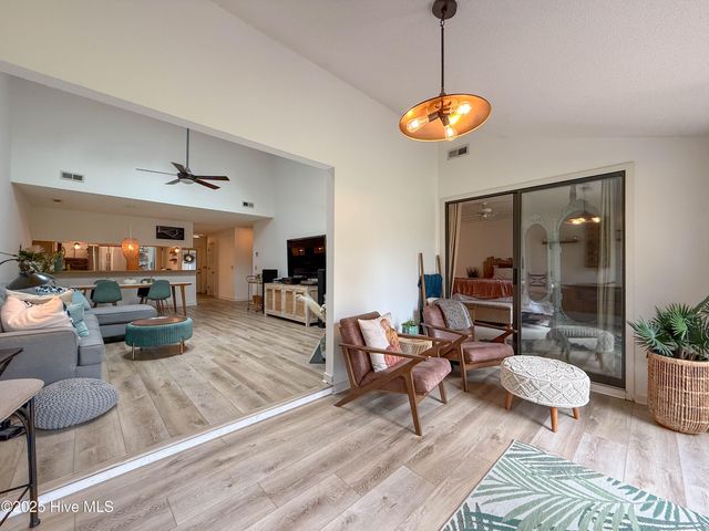 5932 Chester Street, Wilmington, NC 28405