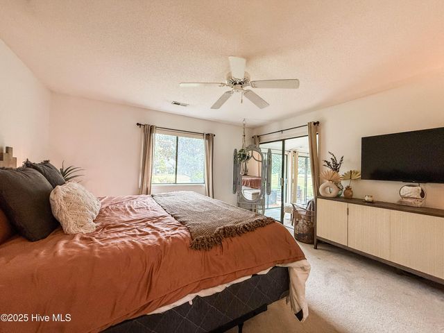5932 Chester Street, Wilmington, NC 28405