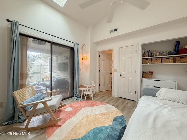 5932 Chester Street, Wilmington, NC 28405