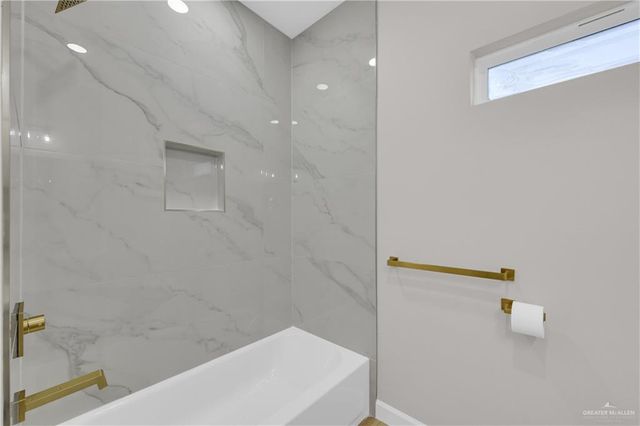 1323 S 9th Street, Alamo, TX 78516