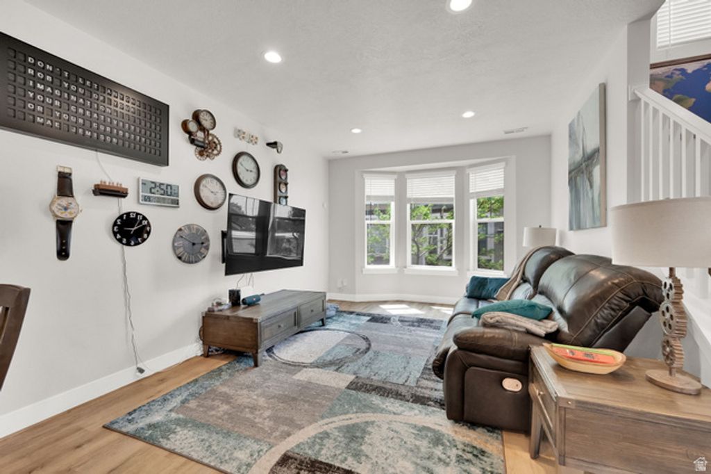 Image 13 of property listing at 1414 S 800 W ##D 4-5, Woods Cross, UT 84087