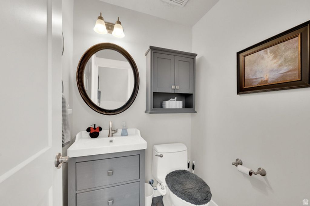 Image 16 of property listing at 1414 S 800 W ##D 4-5, Woods Cross, UT 84087