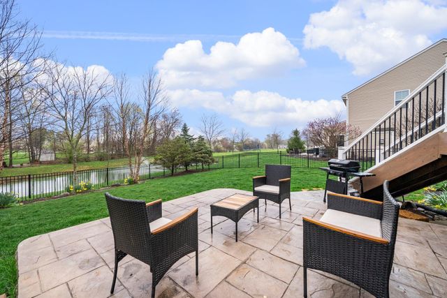 2010 Sugar Mill Drive, Pataskala, OH 43062