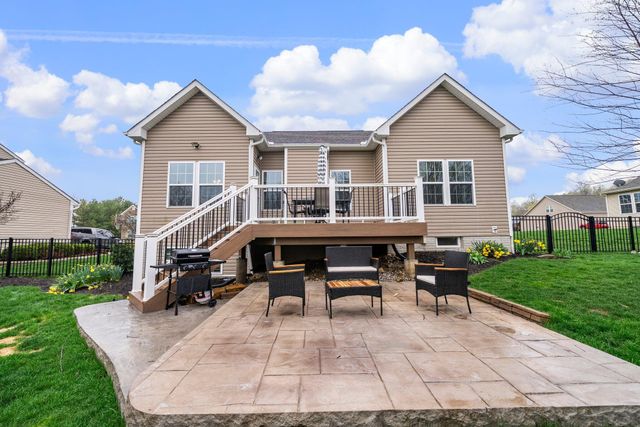 2010 Sugar Mill Drive, Pataskala, OH 43062