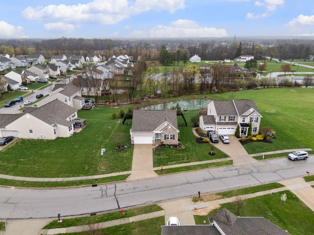 2010 Sugar Mill Drive, Pataskala, OH 43062