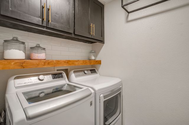210 Willow Creek Drive, Weatherford, TX 76085