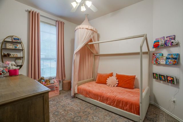 210 Willow Creek Drive, Weatherford, TX 76085