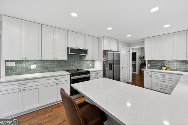 332 Crescent Road, Griffin, GA 30224