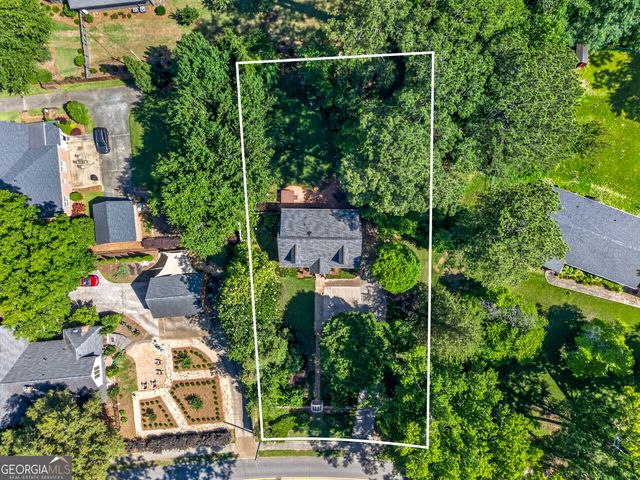 332 Crescent Road, Griffin, GA 30224
