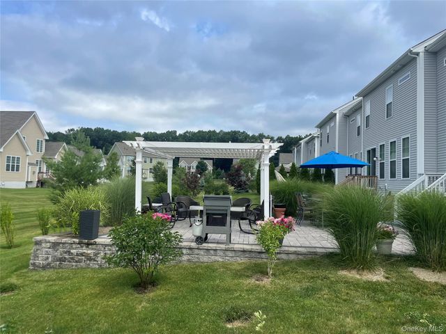 51 Lewis Road, Hopewell Junction, NY 12533
