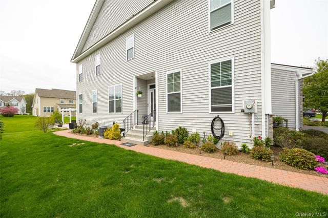 51 Lewis Road, Hopewell Junction, NY 12533
