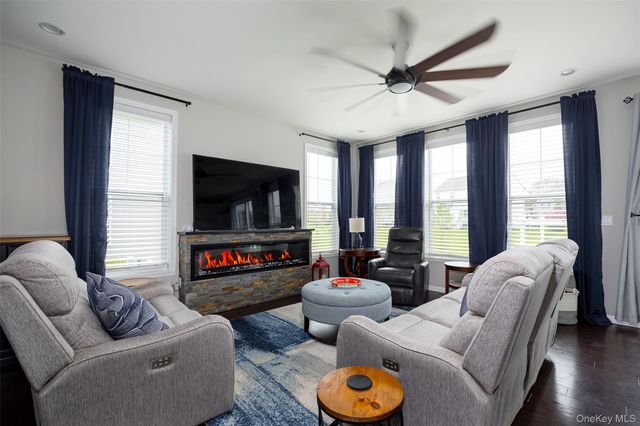 51 Lewis Road, Hopewell Junction, NY 12533