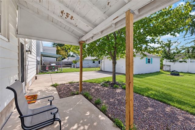 160 Fowler Avenue, Tonawanda, NY 14217