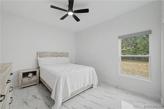 7372 Madrid Road, Weeki Wachee, FL 34613
