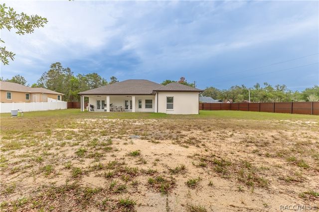 7372 Madrid Road, Weeki Wachee, FL 34613