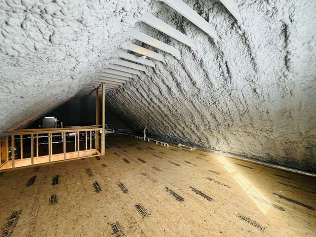 65 Cross Ave, Brockton, MA 02301