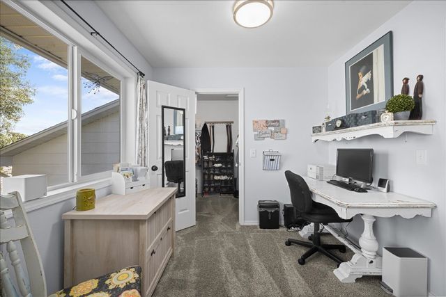 2734 S 64th ST W, Billings, MT 59106