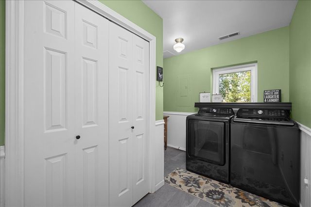 2734 S 64th ST W, Billings, MT 59106