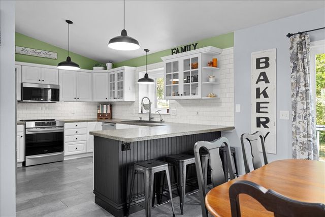 2734 S 64th ST W, Billings, MT 59106