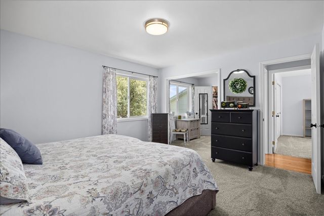 2734 S 64th ST W, Billings, MT 59106