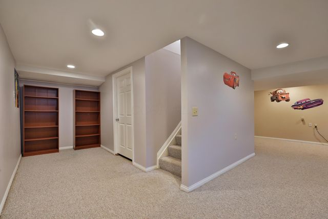 249 Farm Creek Drive, Columbus, OH 43230