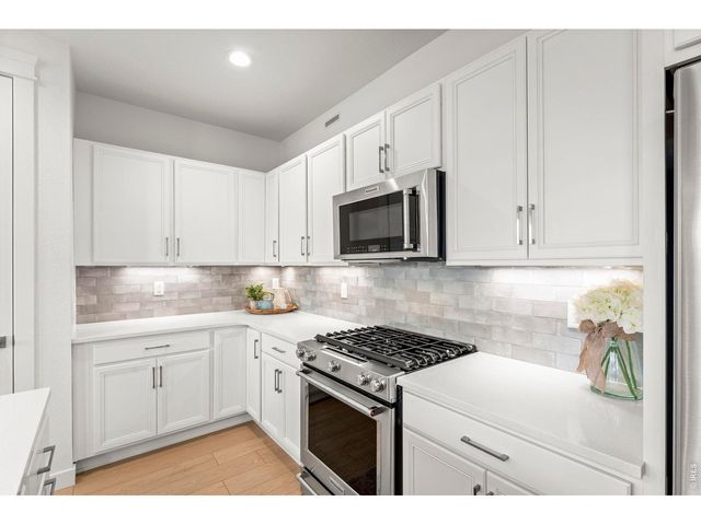 176 Ash Cir, Erie, CO 80516