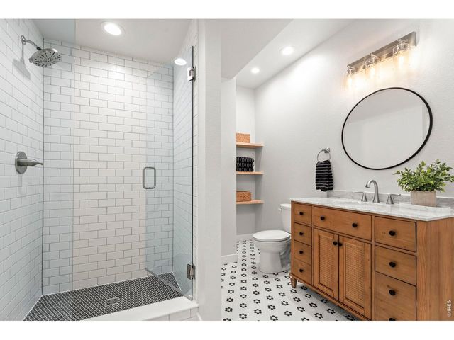 176 Ash Cir, Erie, CO 80516