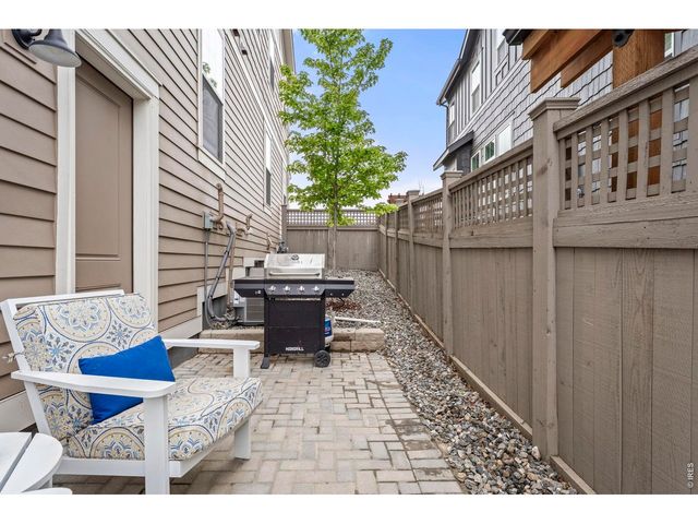 176 Ash Cir, Erie, CO 80516