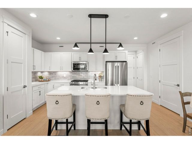 176 Ash Cir, Erie, CO 80516