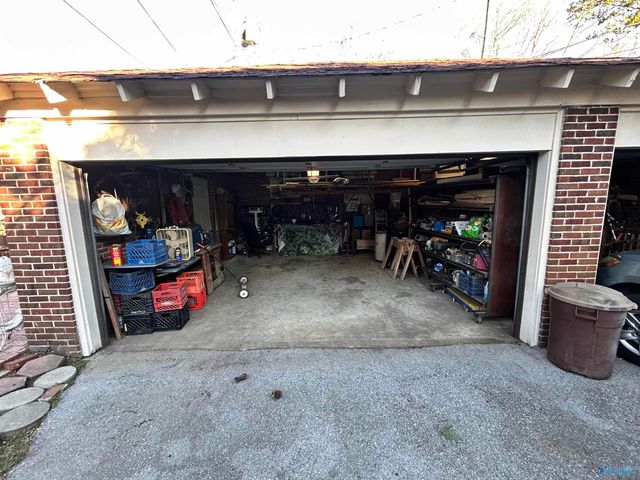 104 Argyle Circle, Gadsden, AL 35901