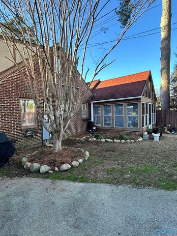 104 Argyle Circle, Gadsden, AL 35901