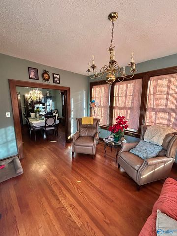 104 Argyle Circle, Gadsden, AL 35901