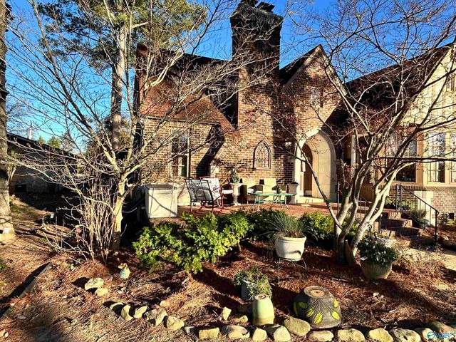 104 Argyle Circle, Gadsden, AL 35901