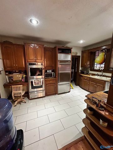 104 Argyle Circle, Gadsden, AL 35901