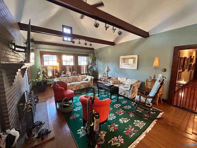 104 Argyle Circle, Gadsden, AL 35901