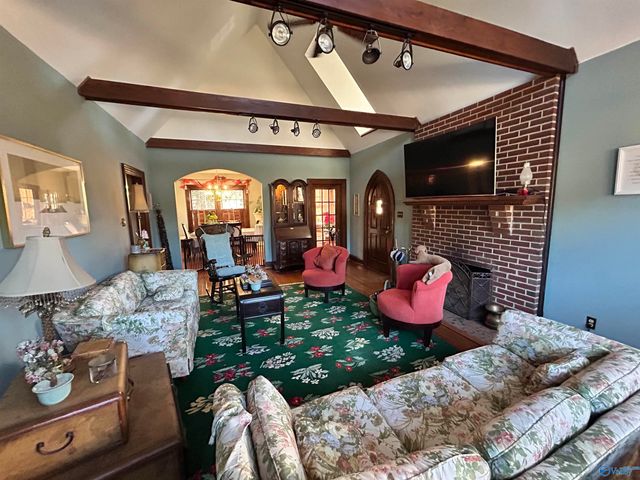 104 Argyle Circle, Gadsden, AL 35901