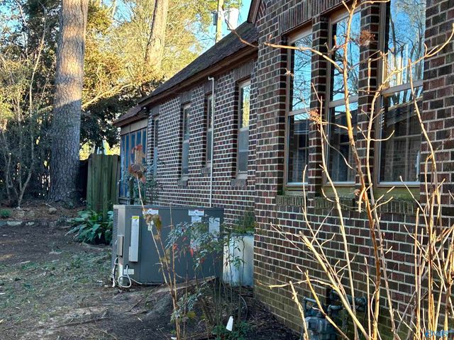 104 Argyle Circle, Gadsden, AL 35901