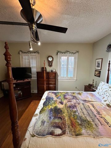 104 Argyle Circle, Gadsden, AL 35901