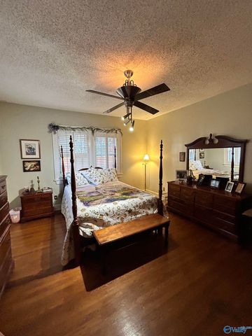 104 Argyle Circle, Gadsden, AL 35901