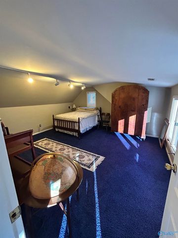 104 Argyle Circle, Gadsden, AL 35901