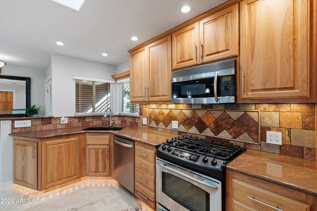 8132 E ARLINGTON Road, Scottsdale, AZ 85250