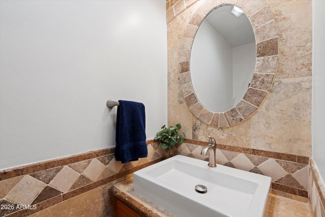 8132 E ARLINGTON Road, Scottsdale, AZ 85250