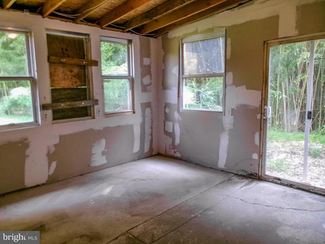 2441 TREVOSE RD, Feasterville Trevose, PA 19053