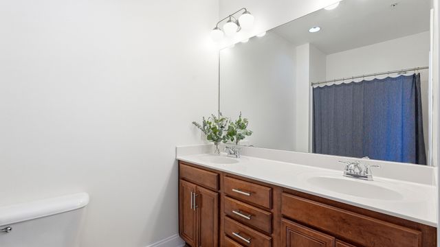 702 Wedgewood Park Apt 505, Nashville, TN 37203