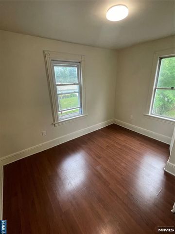 253 Harrison Street, Leonia, NJ 07605