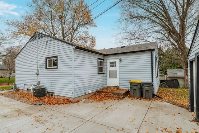 1116 Josephine STREET, Waukesha, WI 53186