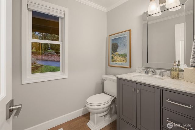 11721 NE 41st Street, Kirkland, WA 98033