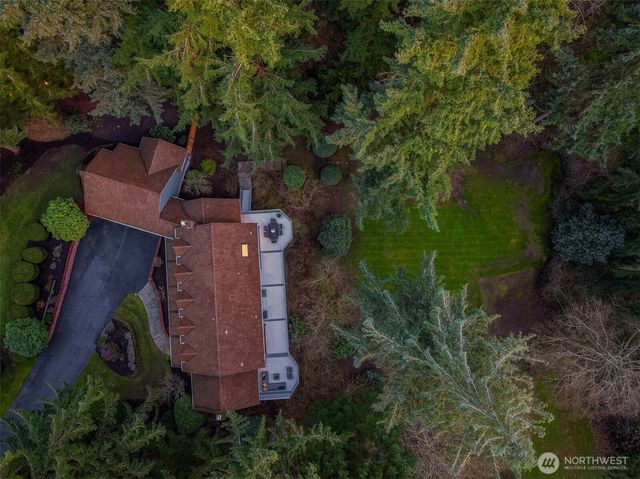 11721 NE 41st Street, Kirkland, WA 98033