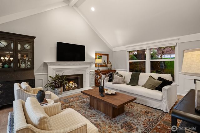 11721 NE 41st Street, Kirkland, WA 98033